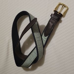 Vinyard Vines navy and brown whale belt
